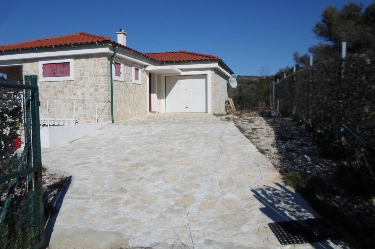 Villa Romantica Lun  Luaran gambar